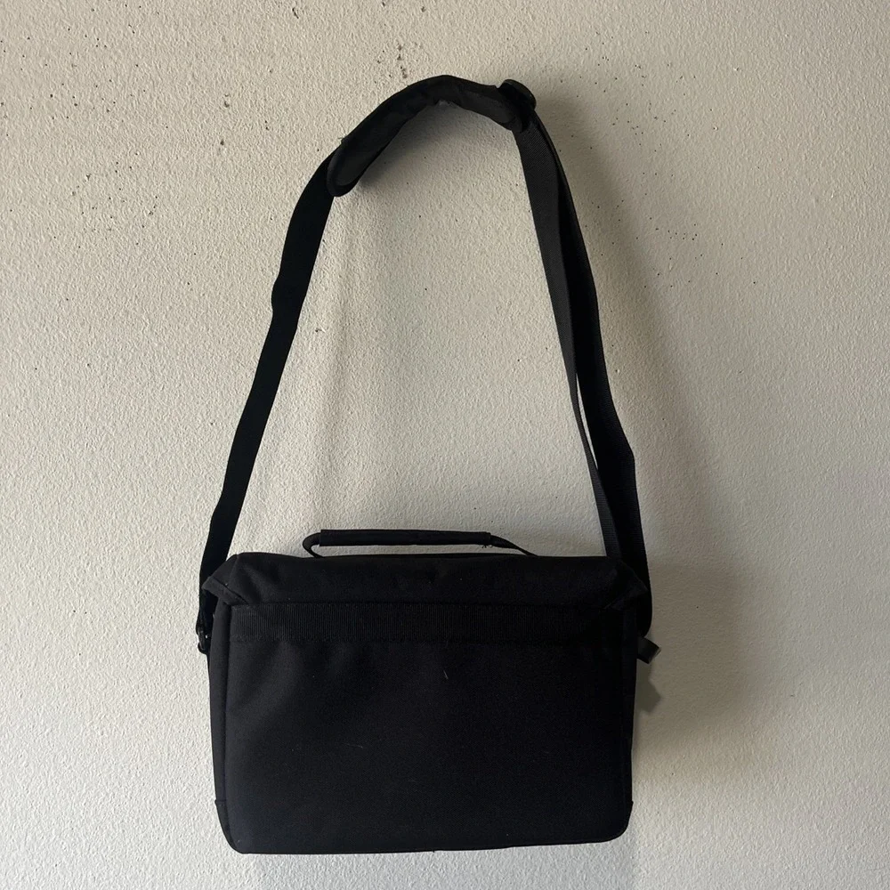 Canon Professional Camera Bag With Shoulder Strap